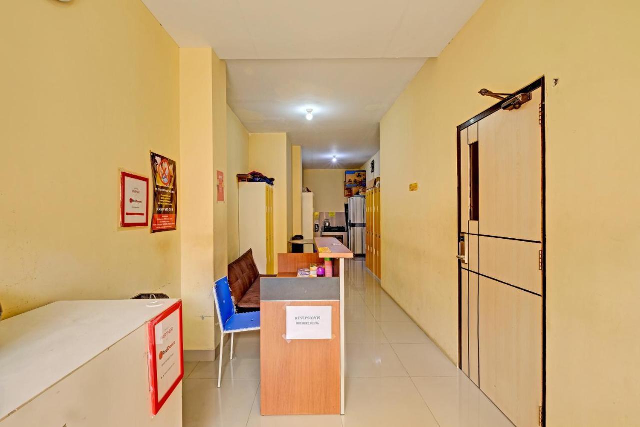 Oyo 91532 Malioboro Guesthouse Yogyakarta Esterno foto